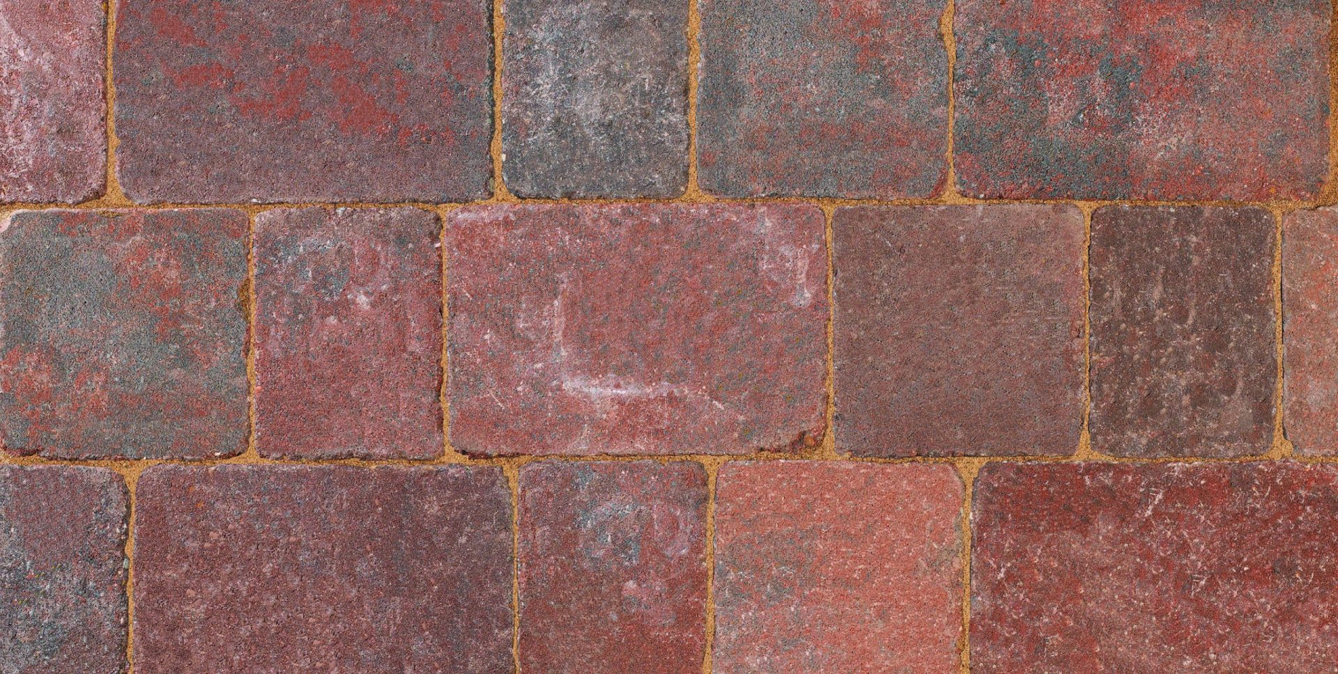 Bradstone Woburn Rumbled Large 200 x 134 x 50mm Brindle (336 pieces/9.05 sq m per pk) clearance