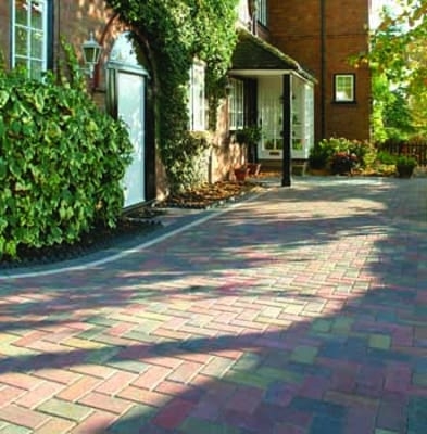 Bradstone Red Driveway 50 Block Paving 200 x 100 x 50mm (50 blocks per sq m)